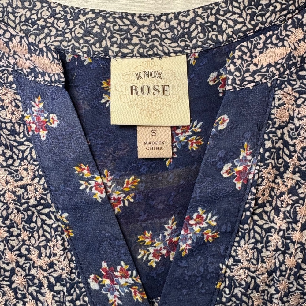 Knox Rose Sleeveless Floral Sheer Tie Front Top Size Small - Picture 6 of 8